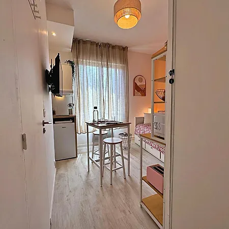 Apartment Le Petit Cosy - Studio Margny, Gare Compiegne 2 Min *