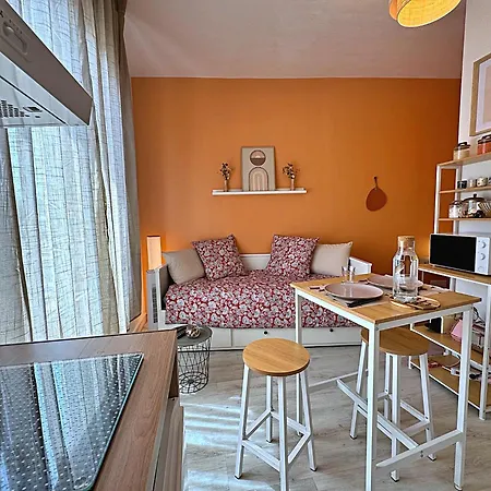 Apartment Le Petit Cosy - Studio Margny, Gare Compiegne 2 Min *